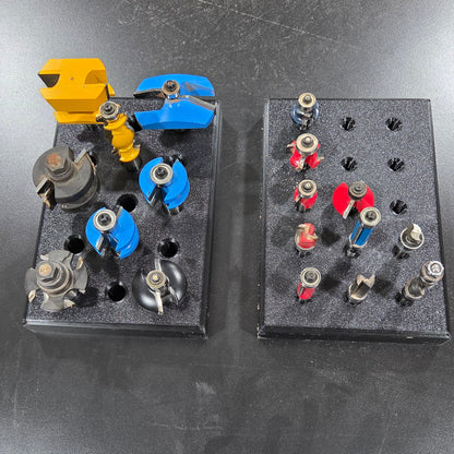 Router bit storage trays with bits