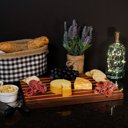 Zion Edge Grain Cutting Board - Park Series